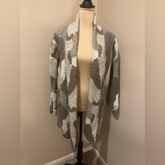 Anthropologie Retrelogy Cozy Gray, Tan and Cream Long Cardigan, size XL - Picture 1 of 7